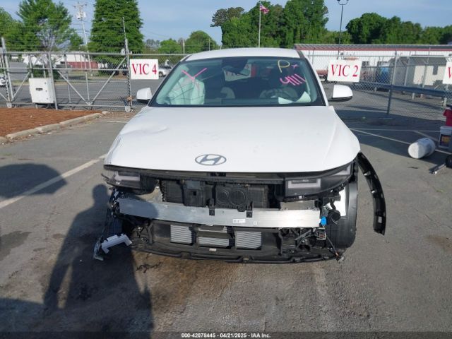 7YAKM4DAXSY004111 Hyundai IONIQ 5 SE