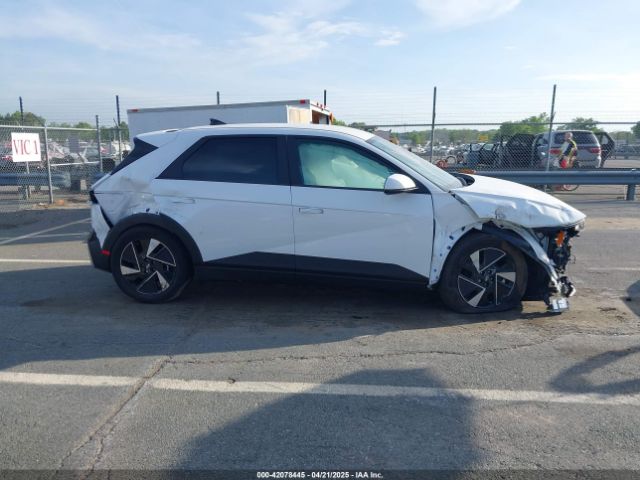 7YAKM4DAXSY004111 Hyundai IONIQ 5 SE