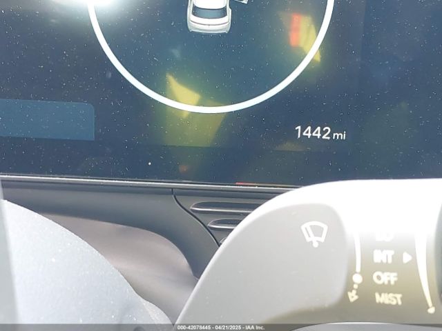 7YAKM4DAXSY004111 Hyundai IONIQ 5 SE