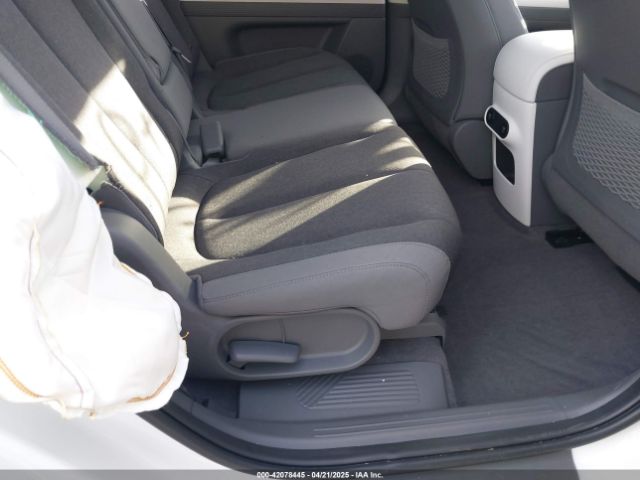 7YAKM4DAXSY004111 Hyundai IONIQ 5 SE