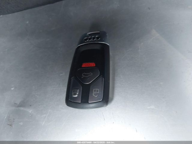 WA1LAAF74JD028974 Audi Q7 3.0t Premium