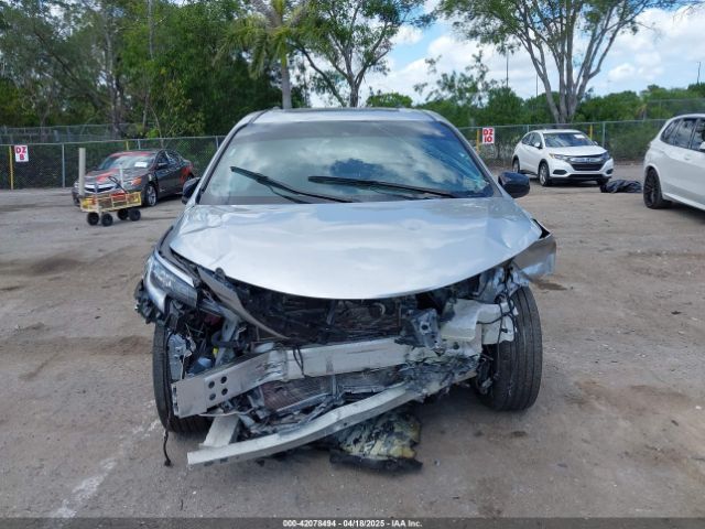 5TDDRKEC4RS186108 Toyota Sienna Xse