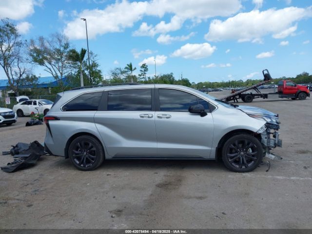 5TDDRKEC4RS186108 Toyota Sienna Xse
