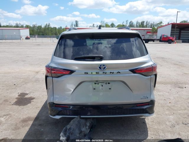 5TDDRKEC4RS186108 Toyota Sienna Xse