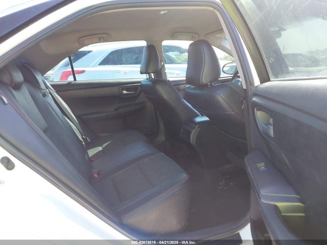 4T1BF1FK1FU055477 Toyota CAMRY SE