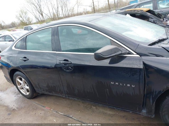 1G1ZB5STXJF242081 Chevrolet Malibu 1ls
