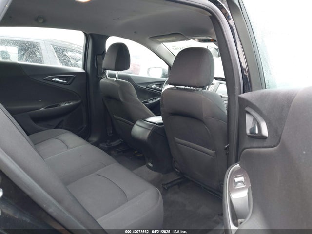 1G1ZB5STXJF242081 Chevrolet Malibu 1ls