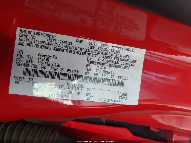 1FADP3K25FL294442 Ford FOCUS SE