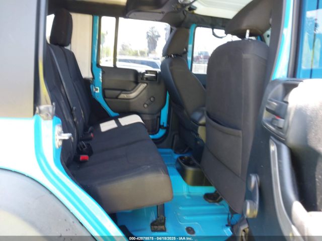 1C4BJWDGXHL644891 Jeep Wrangler Unlimited Sport 4x4