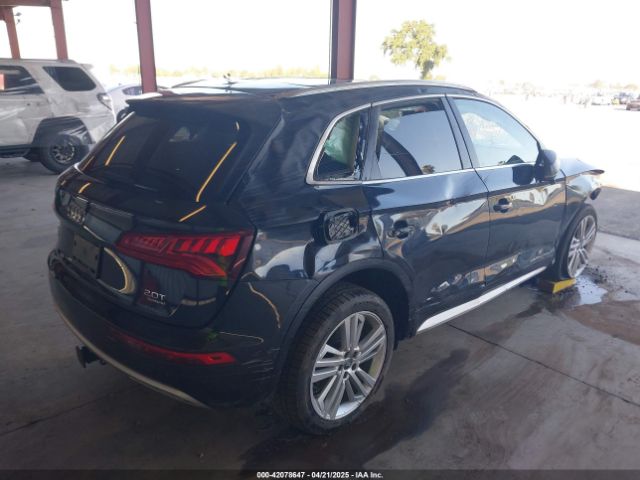 WA1CNAFY2J2225747 Audi Q5 2.0t Premium/2.0t Tech Premium