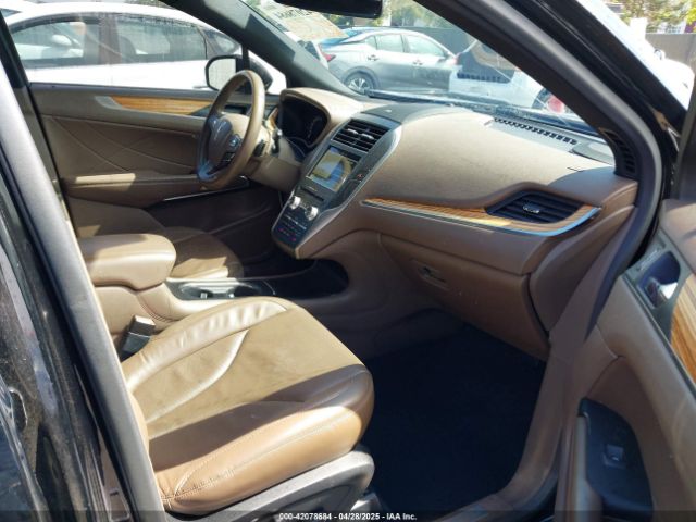 5LMCJ3C9XGUJ03119 Lincoln Mkc Reserve