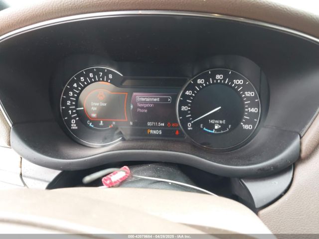 5LMCJ3C9XGUJ03119 Lincoln Mkc Reserve
