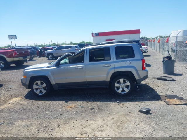1C4NJPFA2GD792442 Jeep Patriot Latitude