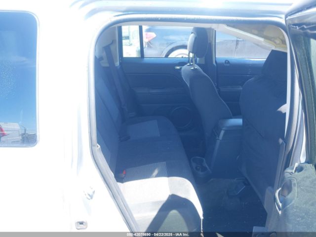1C4NJPFA2GD792442 Jeep Patriot Latitude