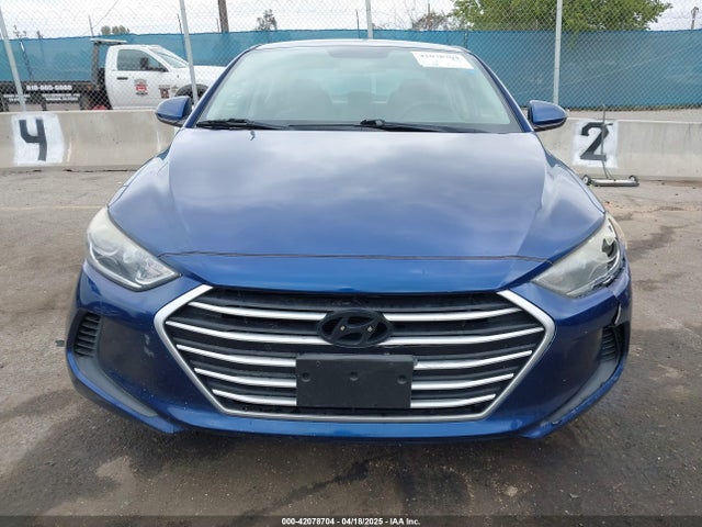 5NPD84LF1JH215814 Hyundai ELANTRA SEL
