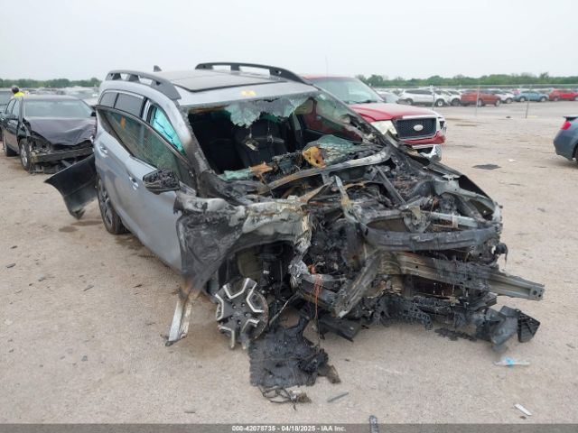 4S4WMAUDXP3457596 auction archive image