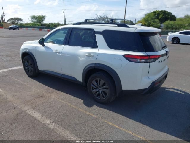 5N1DR3BA5NC216393 Nissan Pathfinder Sv 2wd