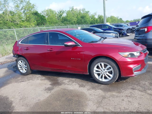 1G1ZE5ST1HF150939 Chevrolet MALIBU 1LT