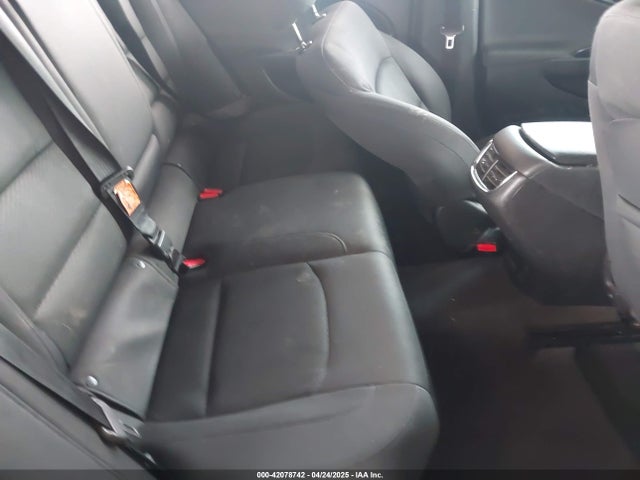 1G1ZE5ST1HF150939 Chevrolet MALIBU 1LT