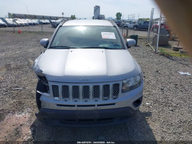1C4NJDEB5HD190922 Jeep Compass Latitude 4x4