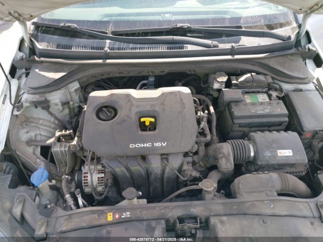 5NPD84LFXJH305253 Hyundai ELANTRA SEL
