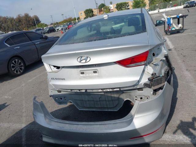 5NPD84LFXJH305253 Hyundai ELANTRA SEL