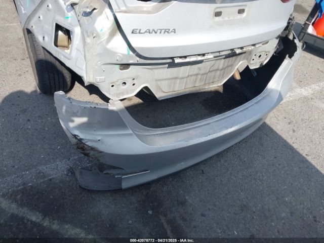 5NPD84LFXJH305253 Hyundai ELANTRA SEL