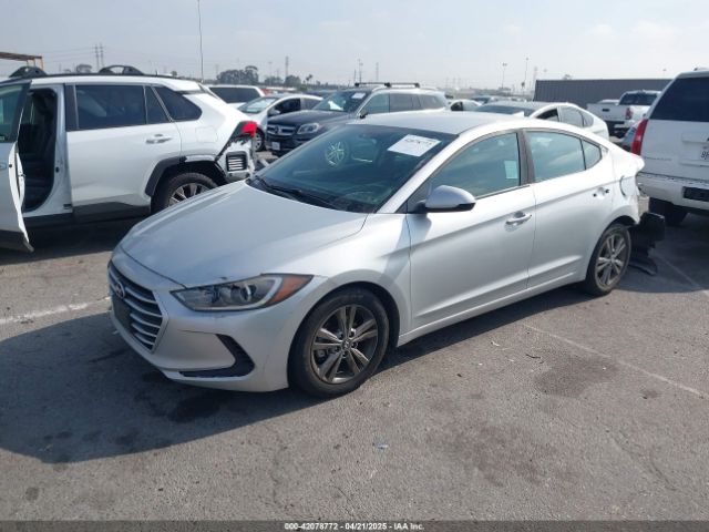 5NPD84LFXJH305253 Hyundai ELANTRA SEL