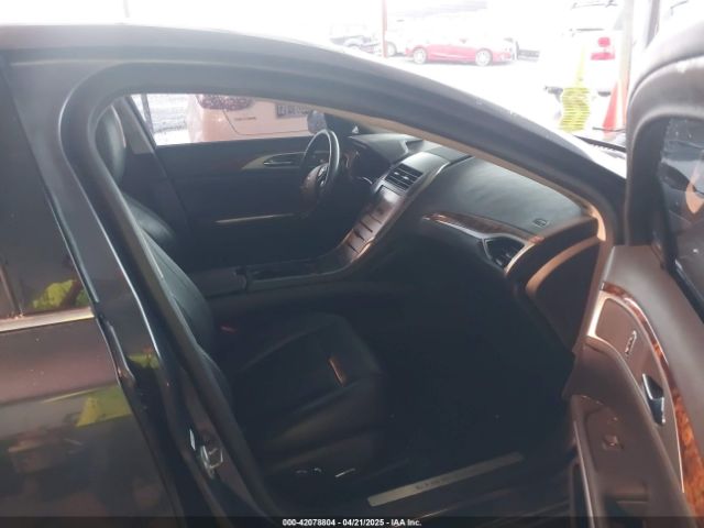 3LN6L2J90ER812203 Lincoln MKZ