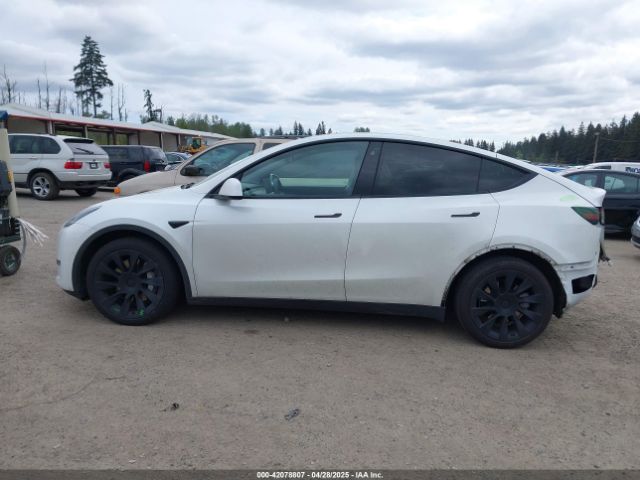 5YJYGDEE6MF082883 Tesla Model Y Long Range Dual Motor All-wheel Drive