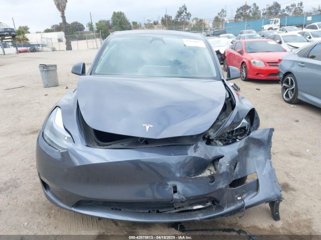 7SAYGDEF1PF925274 Tesla Model Y Performance Dual Motor All-wheel Drive