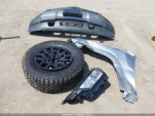 1GCPTEEK8R1167825 Chevrolet Colorado 4wd Trail Boss