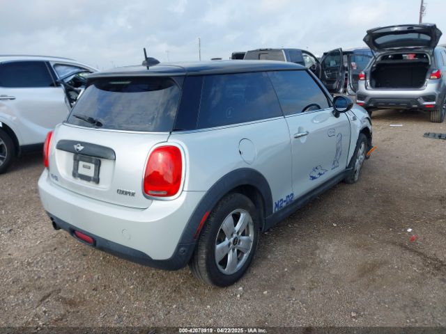 2017 MINI HARDTOP WMWXP5C35H3C64595 Photo 3