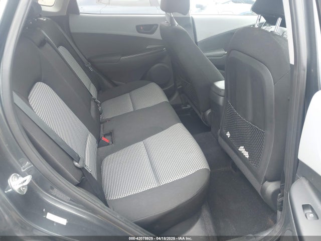 KM8K22AA6MU613871 Hyundai Kona Sel