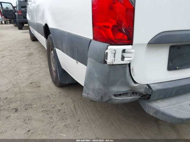 W1W40CHY4MT054679 Mercedes-Benz Sprinter 2500 High Roof I4