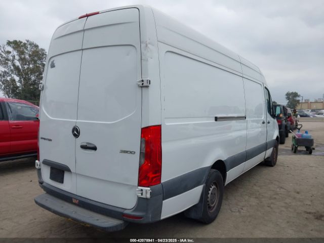 W1W40CHY4MT054679 Mercedes-Benz Sprinter 2500 High Roof I4