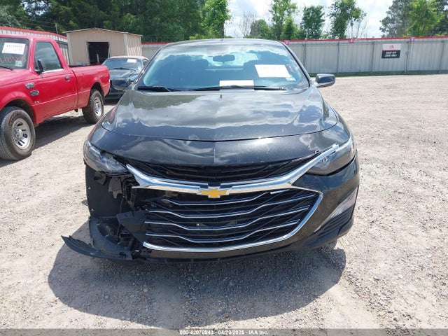 1G1ZD5STXSF130988 Chevrolet Malibu Fwd 1lt