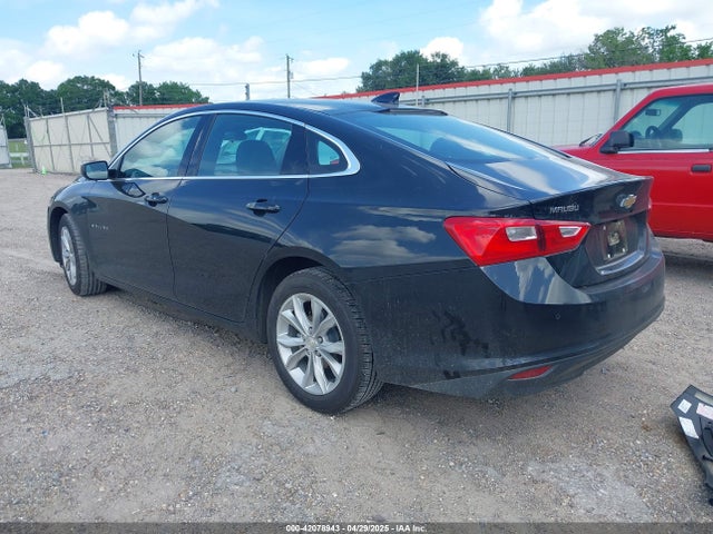 1G1ZD5STXSF130988 Chevrolet Malibu Fwd 1lt
