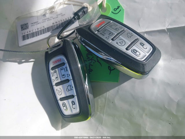 2C4RC1BGXRR124925 Chrysler Pacifica Touring L