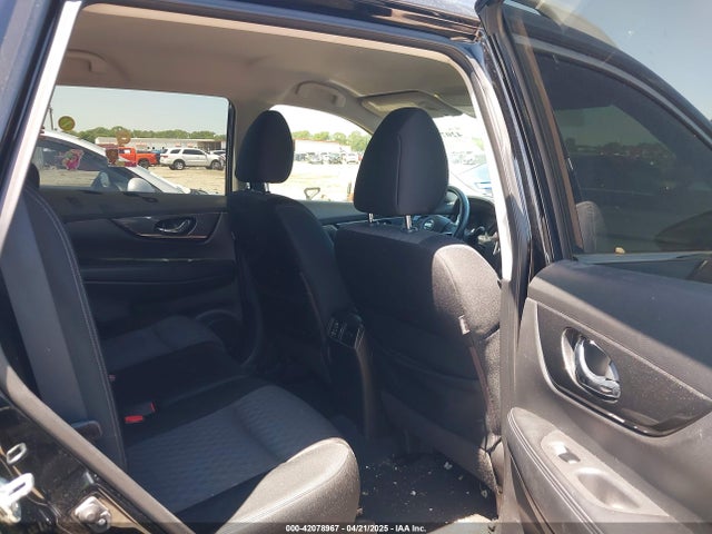JN8AT2MT9HW393070 Nissan ROGUE SV