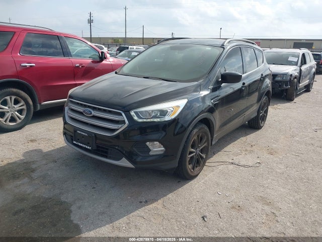 1FMCU9GD8HUB67088 Ford ESCAPE SE