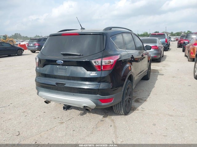 1FMCU9GD8HUB67088 Ford ESCAPE SE