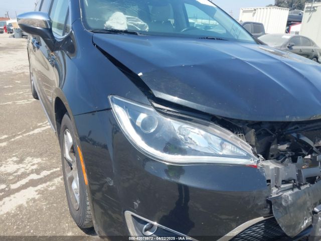 2C4RC1GG8HR528393 Chrysler Pacifica Limited