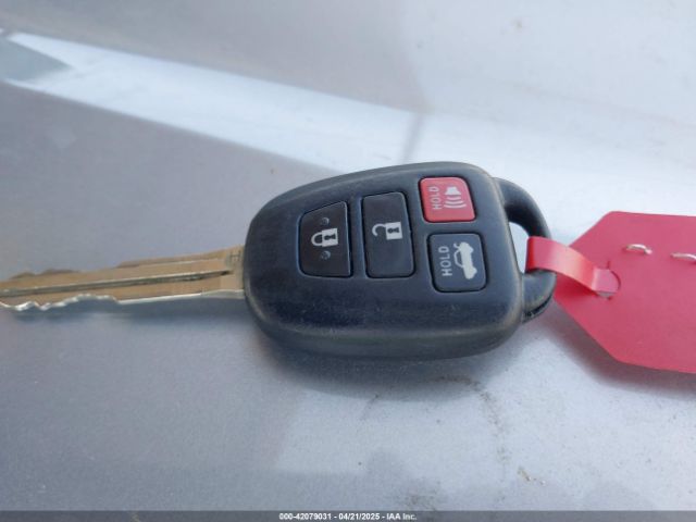 5YFBURHE9JP815287 Toyota COROLLA LE