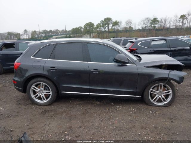 WA1LFAFP1EA004978 Audi Q5 2.0t Premium