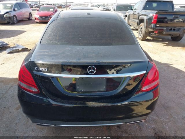 55SWF4JB2GU145826 Mercedes-Benz C 300 Luxury/sport