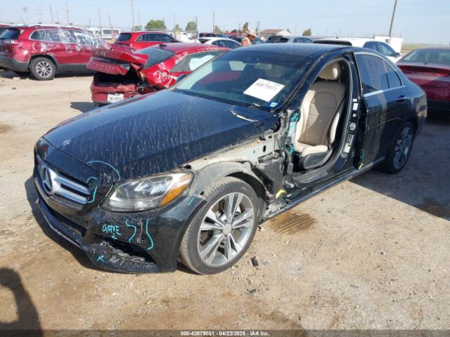 55SWF4JB2GU145826 Mercedes-Benz C 300 Luxury/sport
