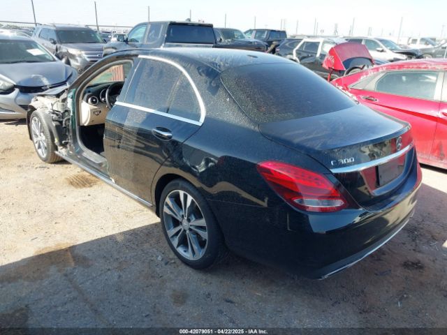 55SWF4JB2GU145826 Mercedes-Benz C 300 Luxury/sport