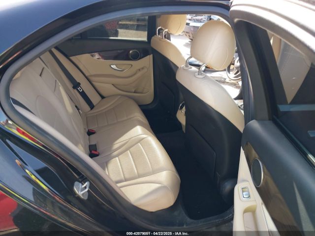 55SWF4JB2GU145826 Mercedes-Benz C 300 Luxury/sport