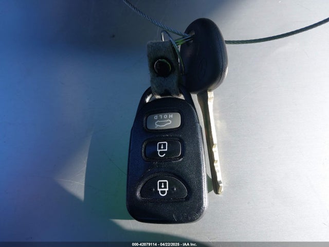 KMHDH4AE6GU491359 Hyundai ELANTRA SE